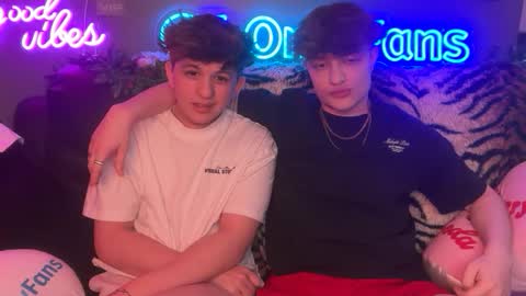 eastinwestin online show from 4, 3, 2026