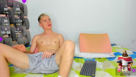 INDEPENDENT MODELS online show from 8, 1, 2025