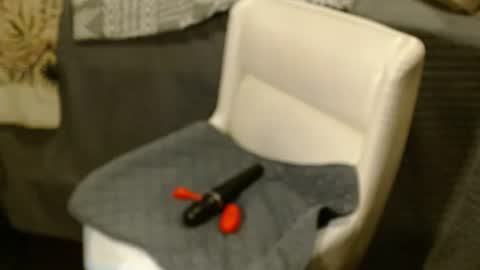 Six online show from 23, 1, 2025