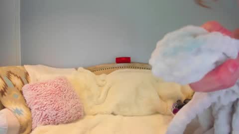 Snapshot of eatmygingersnapps chatting on 18, 3, 2026 Allison online show from 18, 3, 2026