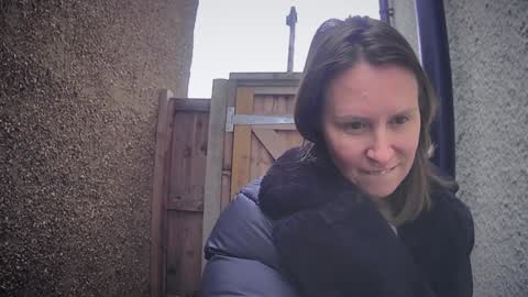 Nadia Ferreira  online show from 12, 2, 2026