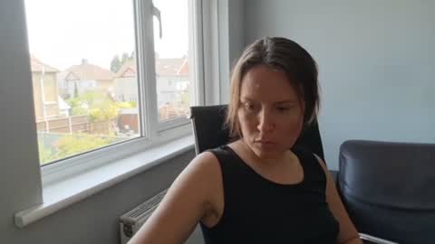 Nadia Ferreira  online show from 23, 6, 2026