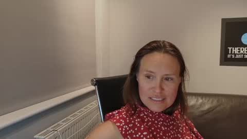 Nadia Ferreira  online show from 5, 7, 2026