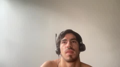 Snapshot of eatwoproject chatting on 11, 4, 2026 eatwoproject online show from 11, 4, 2026