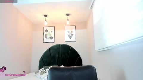      online show from 17, 7, 2026