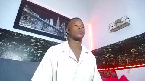 Snapshot of ebonny_stallion chatting on 17, 10, 2025 Chris Palaz  online show from 17, 10, 2025