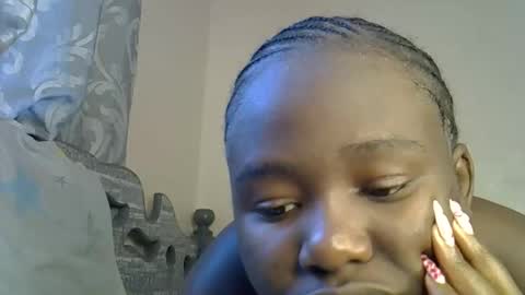 Snapshot of ebonnyqueeen chatting on 8, 1, 2026 Queen online show from 8, 1, 2026