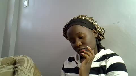 Snapshot of ebonnyqueeen chatting on 4, 2, 2026 Queen online show from 4, 2, 2026