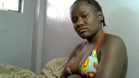 Snapshot of ebonnyqueeen chatting on 9, 2, 2026 Queen online show from 9, 2, 2026