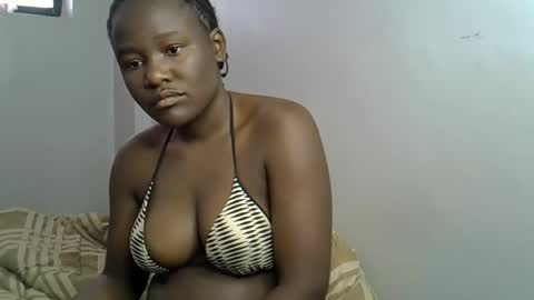 Snapshot of ebonnyqueeen chatting on 10, 2, 2026 Queen online show from 10, 2, 2026