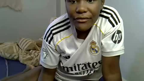 Snapshot of ebonnyqueeen chatting on 12, 2, 2026 Queen online show from 12, 2, 2026