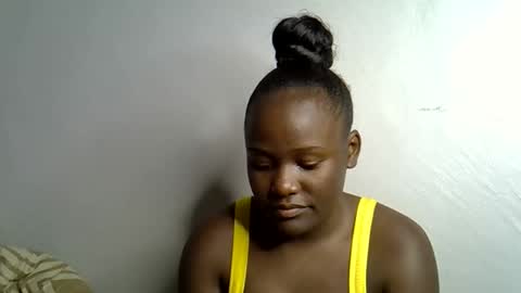 Snapshot of ebonnyqueeen chatting on 2, 3, 2026 Queen online show from 2, 3, 2026