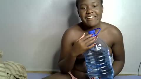 Snapshot of ebonnyqueeen chatting on 19, 3, 2026 Queen online show from 19, 3, 2026