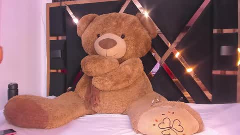 Luci  online show from 27, 2, 2025