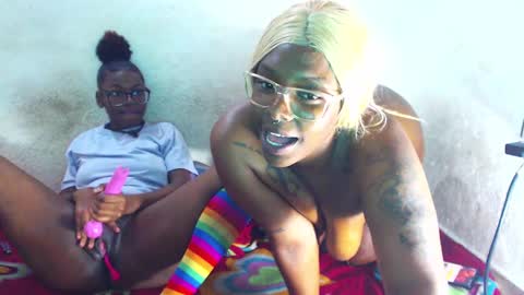 Snapshot of ebony_chayna chatting on 4, 12, 2024 chayna smith online show from 4, 12, 2024