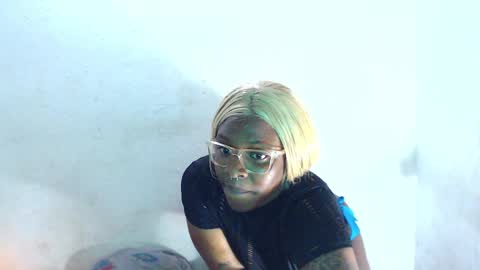 Snapshot of ebony_chayna chatting on 2, 1, 2025 chayna smith online show from 2, 1, 2025