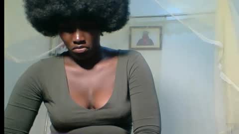 Snapshot of ebony_choco2 chatting on 10, 3, 2026 ebony choco2 online show from 10, 3, 2026