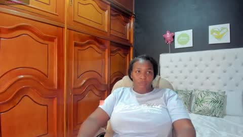 ebony_katterin online show from 4, 5, 2026