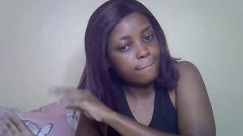 Snapshot of ebony_rubie chatting on 17, 12, 2025 ebony_rubie online show from 17, 12, 2025