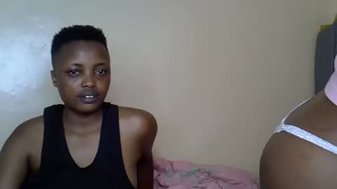 Snapshot of ebony_rubie chatting on 14, 1, 2026 ebony_rubie online show from 14, 1, 2026