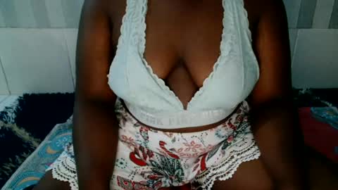 Snapshot of ebony_sabrina chatting on 30, 6, 2026 Sabrina online show from 30, 6, 2026