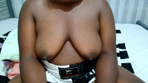 Snapshot of ebony_sabrina chatting on 28, 7, 2026 Sabrina online show from 28, 7, 2026