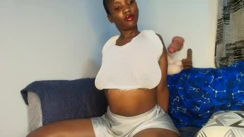 Ebony Melanie online show from 22, 7, 2026