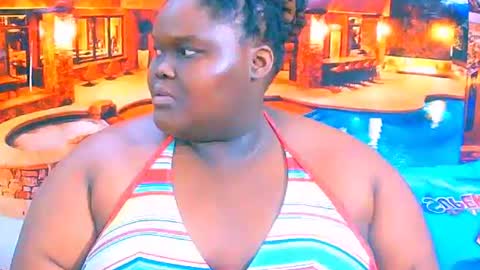 ebonyhotbuns4u2luv online show from 13, 7, 2026