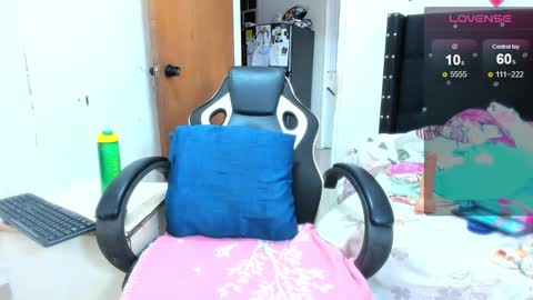 Snapshot of ebonylatinx chatting on 7, 12, 2024 Angela online show from 7, 12, 2024