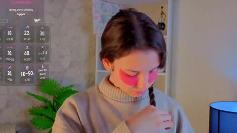 Snapshot of ebonyleibenstein chatting on 3, 12, 2025 Milly online show from 3, 12, 2025