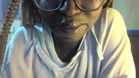 Ebonymuse2 online show from 22, 4, 2026