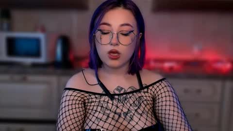 Snapshot of ediefris chatting on 18, 2, 2025 fickle demon made of clumps of matter online show from 18, 2, 2025