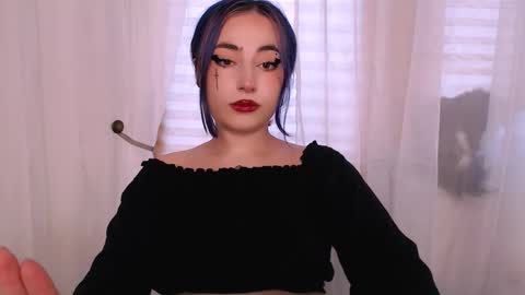 Snapshot of ediefris chatting on 25, 9, 2025 fickle demon made of clumps of matter online show from 25, 9, 2025