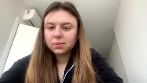 Edina online show from 15, 3, 2026