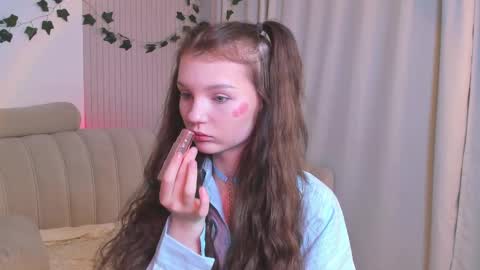 Snapshot of edithgalpin chatting on 23, 2, 2025 Lisa online show from 23, 2, 2025