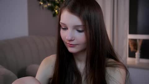 Snapshot of edithgalpin chatting on 8, 3, 2026 Lisa online show from 8, 3, 2026