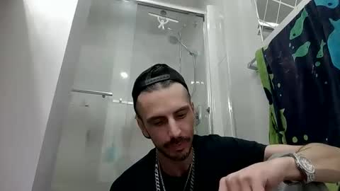 Snapshot of edmonton1985780 chatting on 4, 3, 2025 edmonton1985780 online show from 4, 3, 2025