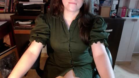 Snapshot of eduard_amun chatting on 15, 12, 2025 eduard_amun online show from 15, 12, 2025