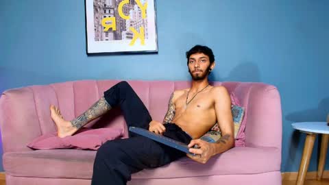 Snapshot of eduardo_salamanca chatting on 30, 3, 2026 Eduardo Salamanca online show from 30, 3, 2026