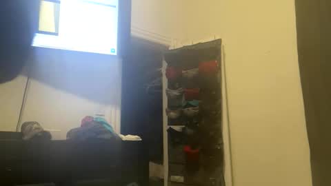 Snapshot of edvmendez1766 chatting on 17, 11, 2025 edvmendez1766 online show from 17, 11, 2025