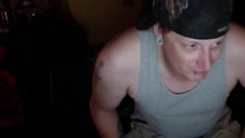 Snapshot of edwardaims_2please chatting on 10, 9, 2025 edwardaims_2please online show from 10, 9, 2025