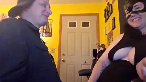 Snapshot of edwardaims_2please chatting on 4, 10, 2025 edwardaims_2please online show from 4, 10, 2025