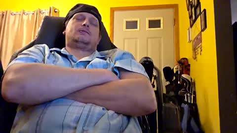 edwardaims_2please online show from 14, 11, 2025