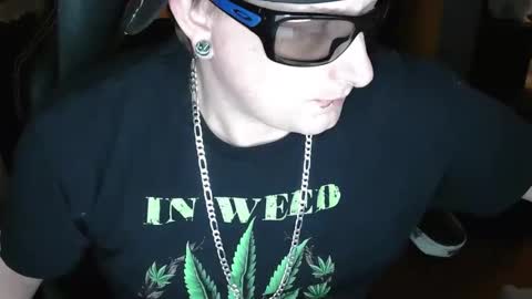 edwardaims_2please online show from 10, 3, 2026