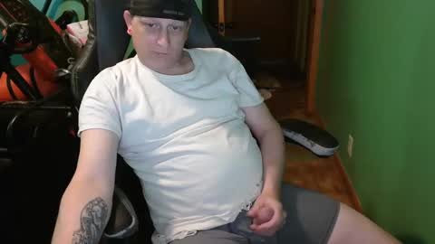 edwardaims_2please online show from 4, 5, 2026