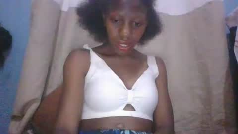 edwige770943 online show from 2, 4, 2026