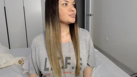 eelena4kiss online show from 23, 2, 2025