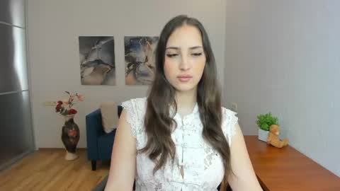 Effy Royse online show from 26, 6, 2026