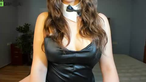 Effy Royse online show from 28, 7, 2026