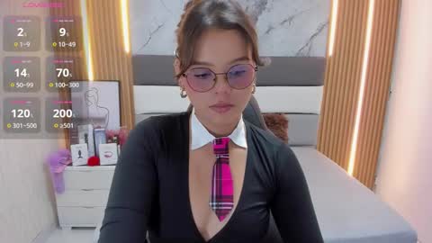 Snapshot of effystonnem chatting on 7, 11, 2025 E F F Y online show from 7, 11, 2025